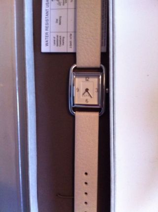 Esprit Creme Farbene Armbanduhr Leder Damen Lp 79,  90 Mit Etikett Bild