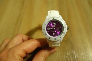 Ice - Watch Armbanduhr Sili White - Purple - Small Si.  Wv.  S.  S.  10 Bild
