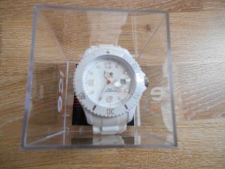 Ice Watch : Verpackt : Unisex In Weiss : Weihnachtsgeschenk Bild