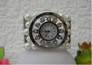 Extravagante Damen Perlen Armbanduhr - Snowflake - Flexible Uhrband - X - Mas Bild