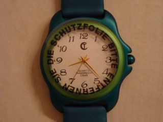 Uhr,  Armbanduhr Grün  Von „ United Colors Of Benetton“, Bild