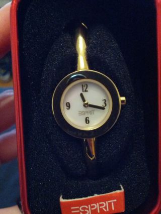 Goldene Esprit Uhr Mit Perlmutt Ziffernblatt,  Armspange Bild