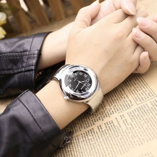E1088 Armband Uhr Armspange Silber Quarzuhr Legierung Damen Herren Armkette Uhr Bild