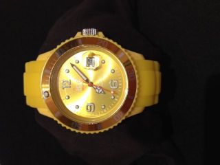 Hübsche Ice Watch Armbanduhr In Gelb Bild