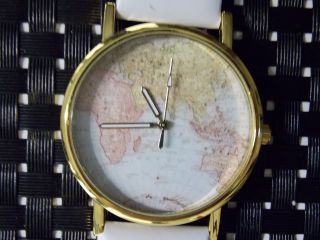 Mode Damenuhr Weltkarte Uhr Map Lederuhr Armbanduhren Quarz Weiss Bild