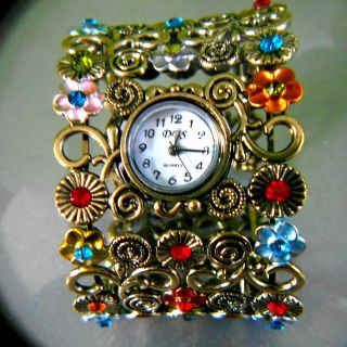 Damen - Armbanduhr - Modisches Armband - Schmuckuhr - Armbandreifen Mit Uhr Bild