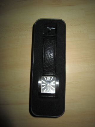 Uhr Von Esprit,  Mit Schwarzem Lederarmband Bild
