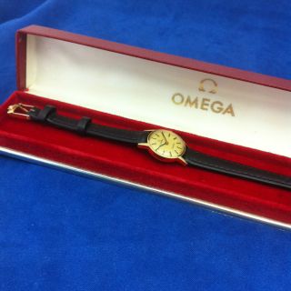 Vintage Omega Geneve Handaufzug Damen Armbanduhr,  Cal.  620,  Vergoldet Bild