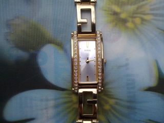 Goldene Guess Damen - Armbanduhr,  Sammleruhr,  Mit Strass.  Funktion Ok Bild