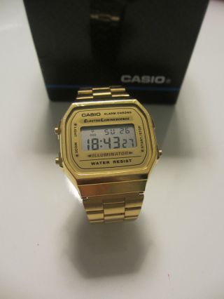 Casio Uhr,  Farbe Gold Bild