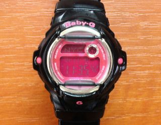 Casio Baby G - Shock Armbanduhr - Schwarz/pink - (getragen) Bild
