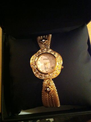 Damenuhr Armbanduhr Prg Luv&kush Vergoldet Kristalle Metallarmband Bild