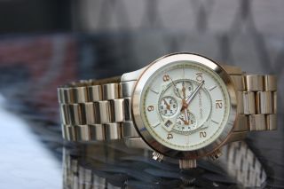 Michael Kors Mk8077 Armbanduhr Chronograph Uhr Für Herren / Damen / Unisex Bild