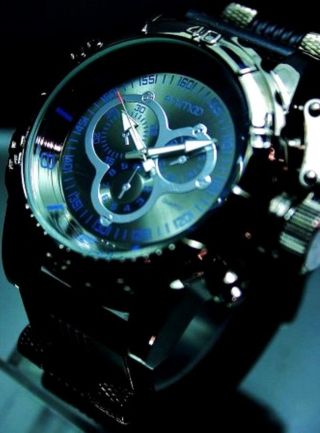 Große Und Schwere Xxxl Kautschukband Armbanduhr Von Animoo Quartz Bild
