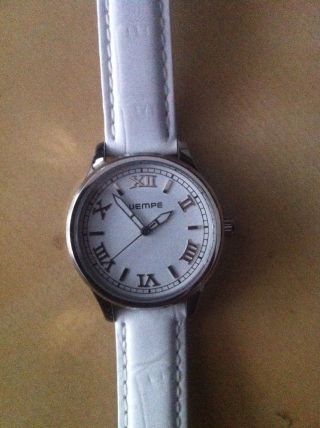 Wempe Armbanduhr,  Damen,  Weiß,  Echtes Leder,  ,  Ungetragen,  Quarz Uhr,  34mm Bild