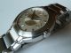 Schöne Quartz Analoguhr Von Tissot Mit Saphireglas Und Datum Armbanduhren Bild 1