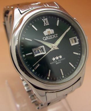Orient Mechanische Automatik Uhr Datum & Taganzeige Bild