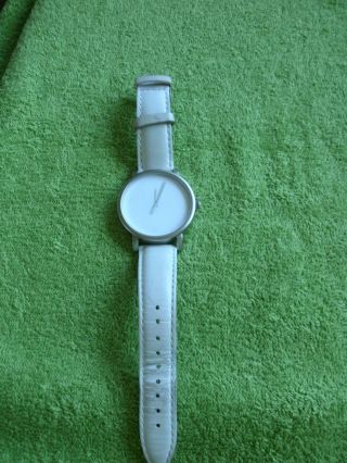 Armbanduhr Timex Weiß - Edelstahl,  Getragen,  Läuft Top Bild