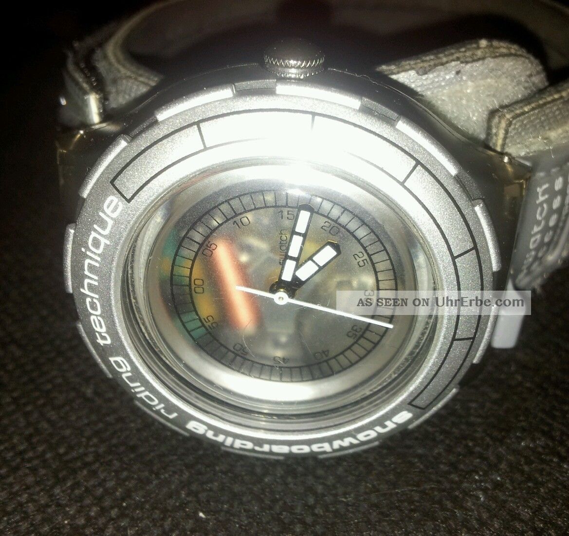 Swatch Access Snowpass Armbanduhren Bild