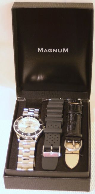 Magnum Uhr Uhrenset Armbanduhr Mit 2 X Wechselarmbänder Ovp Bild