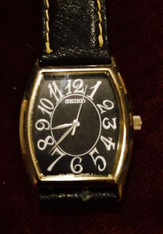 Seiko Uhr V701 - 5200 Armbanduhr Bild