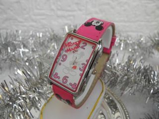 Armbanduhr Mit Mickey Mouse Motiv - Pink - Dornschließe - Geschenkidee Xmas Bild