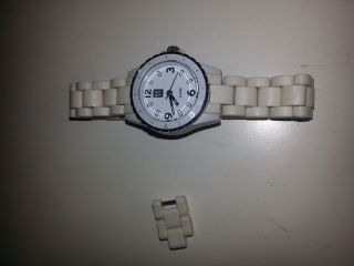Roxy Unisex Armbanduhr In Weiß Bild