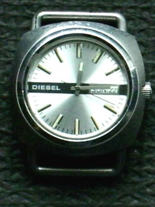 Schöne Diesel Armbanduhr,  Hau,  Herrenarmbanduhr,  Herrenuhr Bild