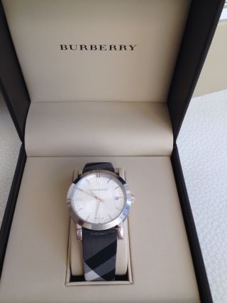 Burberry Uhr Unisex Bild