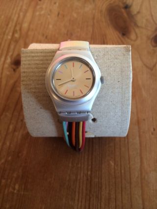 Swatch Damenuhr Bild