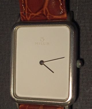 Analoge Quartz - Herren - Armbanduhr Von Milus,  Swiss Made,  Modell Nr.  530 090 Bild