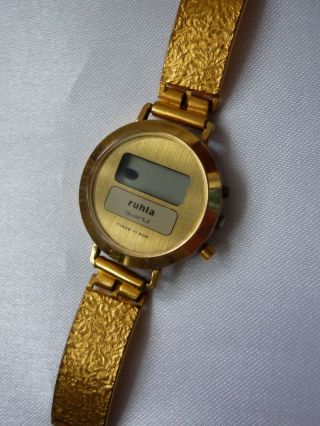 Ruhla Uhr Ddr Veb Digital Quarz Damenuhr Jugenduhr Armbanduhr Goldfarbig Bild