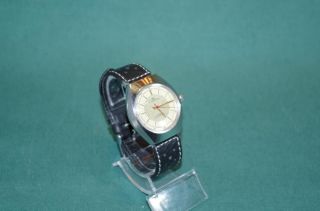 Fortis Armbanduhr Mit Handaufzug - 17 Jewels - Swiss Made Bild