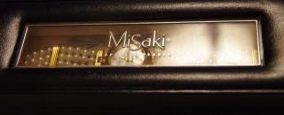 Misaki Japanese Pearls Armbanduhr Mit Perlmutt Ziffernblatt Bild