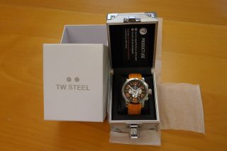 Tw Steel Grandeur Tw53 Mit Orangem Armband - Neuwertige Armbanduhr Für Herren Bild
