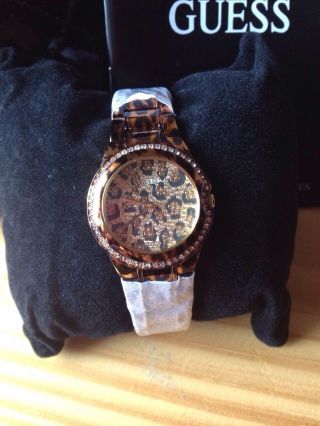 Neu: Guess Damen Uhr Leopard / Gold Np.  199euro - Modellw0084l1 Bild