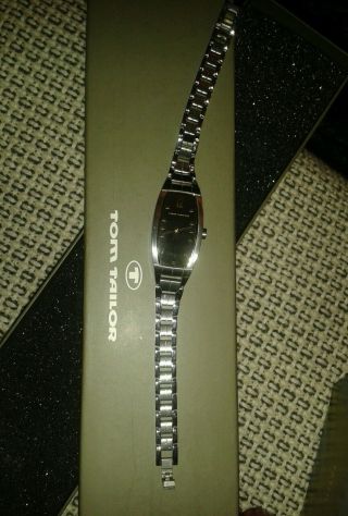 Tom Tailor Damen Armband Uhr Farbe Silber W Incl Geschenk Verpackung Bild