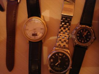 Uhren - Sammlung 22 Herren - /damenuhren Unterschiedlicher Marken Sehr Gut Bild