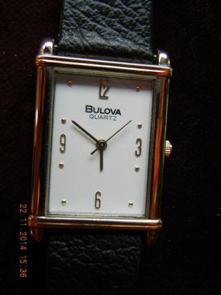 Bulova ♥ Wow ♥ Neue,  Ungetragene Quartz Uhr Unisex Gold Mit Silber Bild