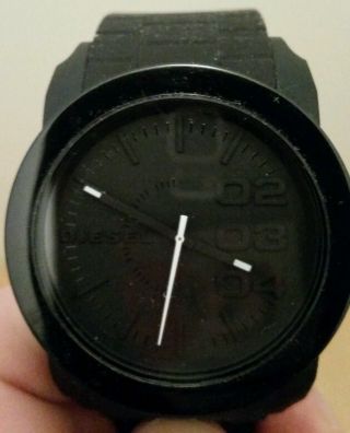 Diesel Uhr Schwarz Bild