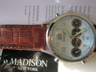Herren Armbanduhr Madison N.  Y.  Autom 45 Mm O.  K.  Dat.  Tag Mon.  Jahr 24 Std.  Leder Bild