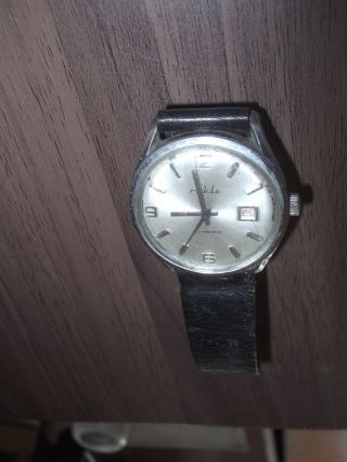 ältere Armbanduhr Bild