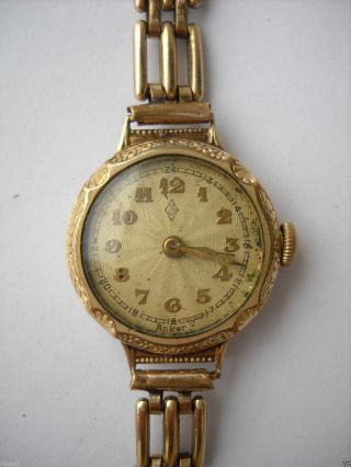 Zentra,  Damen,  Armbanduhr,  Handaufzug,  Vergoldet,  Zifferblatt Guillochiert,  30er Jahre Bild
