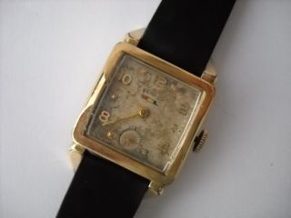 Benrus,  Armbanduhr,  Handaufzug,  Vergoldet 10k,  Model Ba 2 (kaliber Eta 900) älter Bild