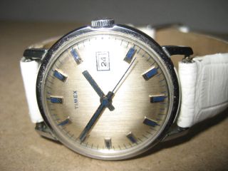 Hau Timex Handaufzug Date.  Ca.  1971 Herrenuhr Bild