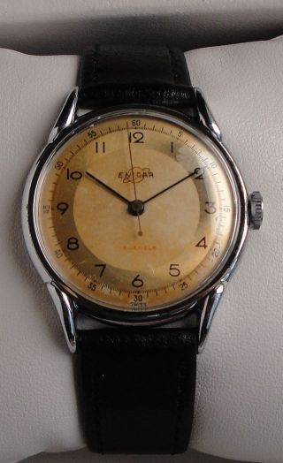 Vintage Armbanduhr Enicar – Handaufzug – Mit Gewölbtem Zifferblatt Bild
