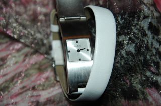 Guess Armbanduhr Weiß Langes Wickelarmband Bild