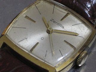 Zentra O Herren - Armbanduhr Handaufzug Goldenes Blatt Vergoldet Kal.  Bifora 107 Bild