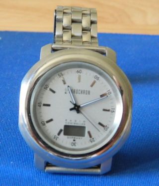 Eurochron Funk - Armbanduhr (b X H X T) 40 X 45 X 11 Mm Bild