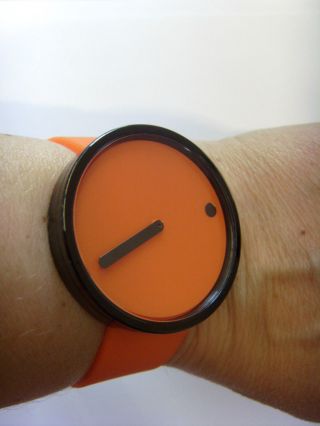 Rosendahl 43374 Picto Watch Orange Uhr Durchmesser 40 Mm Danish Design Bild